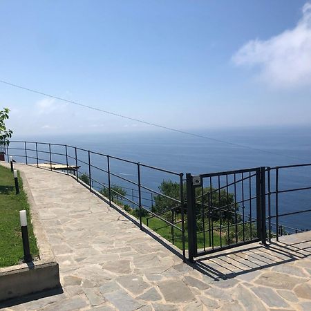 Orangehouse Cinque Terre. Private Parking Villa Рио Маджоре Екстериор снимка