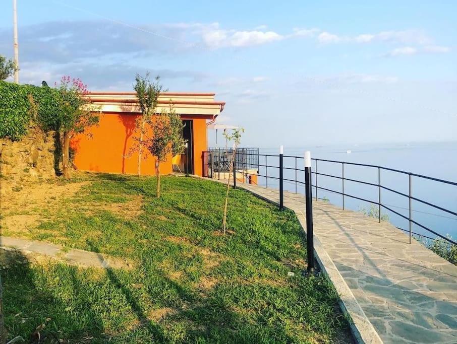 Orangehouse Cinque Terre. Private Parking Villa Рио Маджоре Екстериор снимка