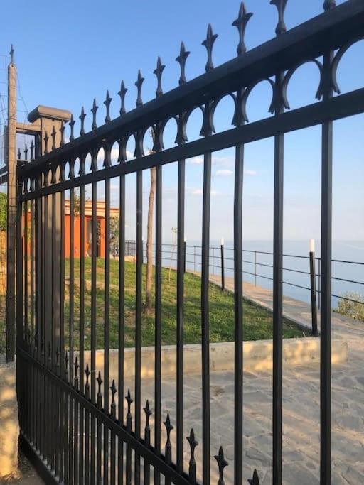 Orangehouse Cinque Terre. Private Parking Villa Рио Маджоре Екстериор снимка