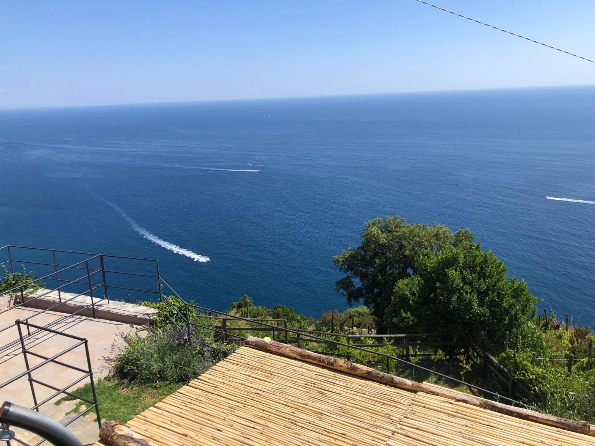 Orangehouse Cinque Terre. Private Parking Villa Рио Маджоре Екстериор снимка