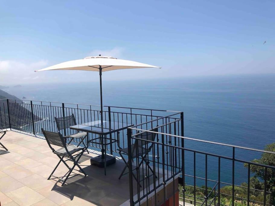Orangehouse Cinque Terre. Private Parking Villa Рио Маджоре Екстериор снимка
